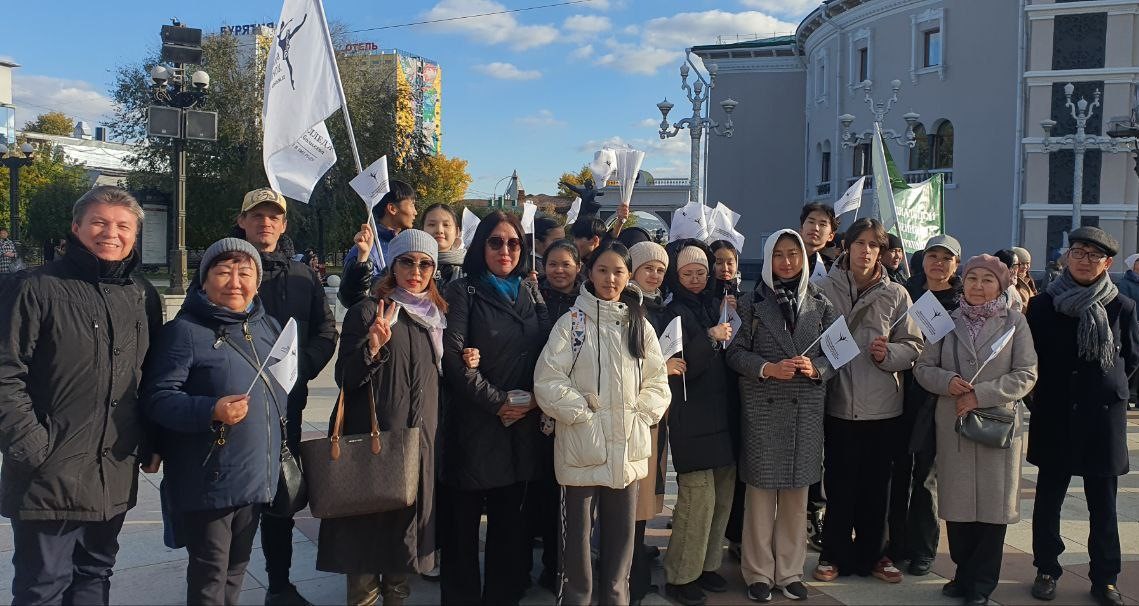 Коллектив сотрудников и студентов БРХК принял участие в митинге, посвящённом Дню воссоединения Донбасса и Новороссии с Россией